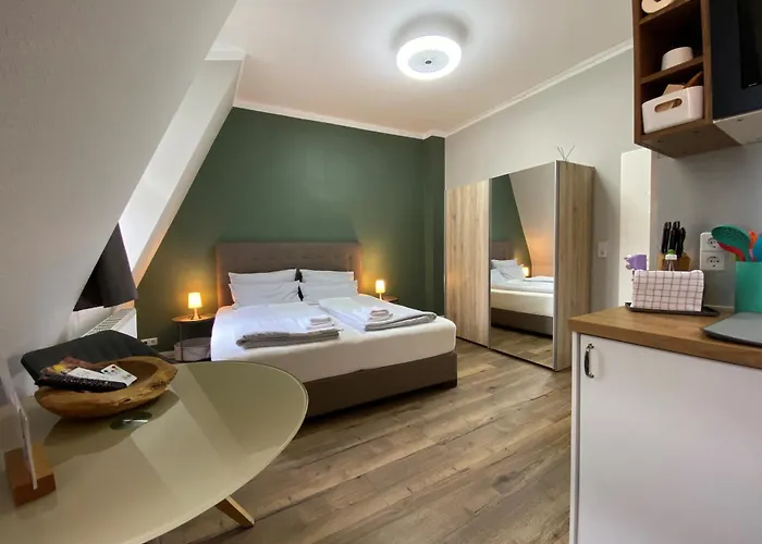 Amaroo - Gaestehaus Potsdam “Charlottenhof” photo
